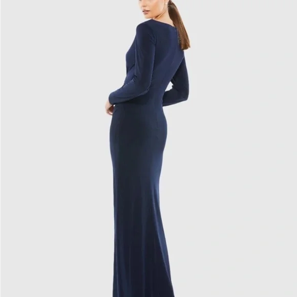 Mac Duggal 26573 NWT Long Sleeve Ruched Jersey V-Neck Gown
